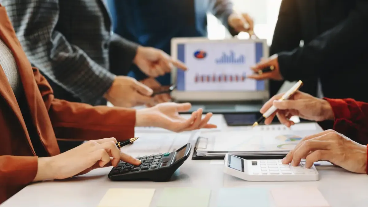 Financial visibility challenges in business